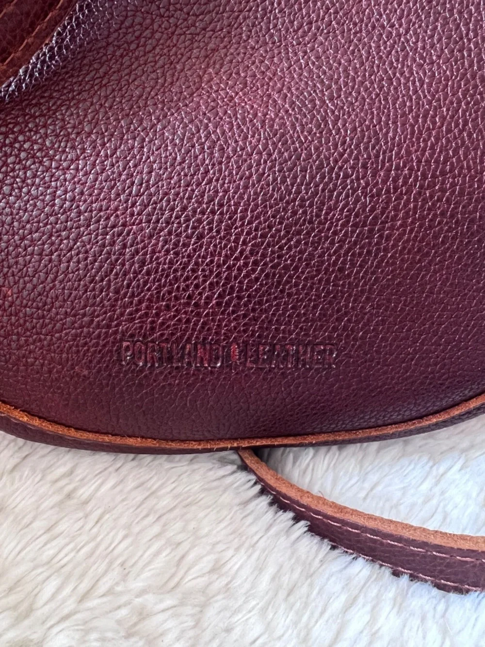 Portland Leather Medium Koala in Nutmeg - Picture 5 of 9
